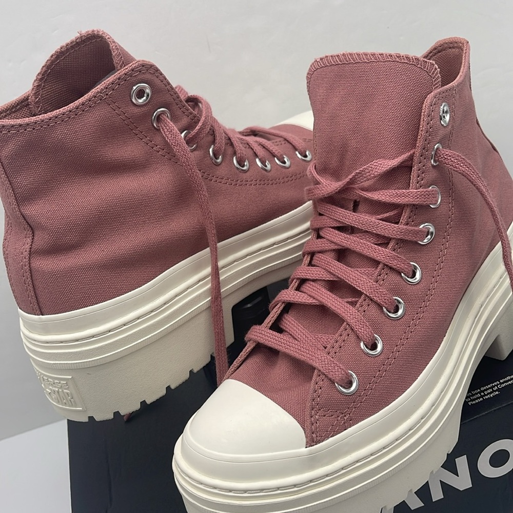 Converse Women's Platform Sneakers High Top A10618C
CTAS LUGGED HEEL HI LIGHT - Picture 10 of 16